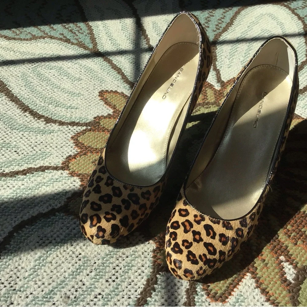 Bandolino Woman shoes, Animal Print, size 10M, Like New Condition - Picture 3 of 4